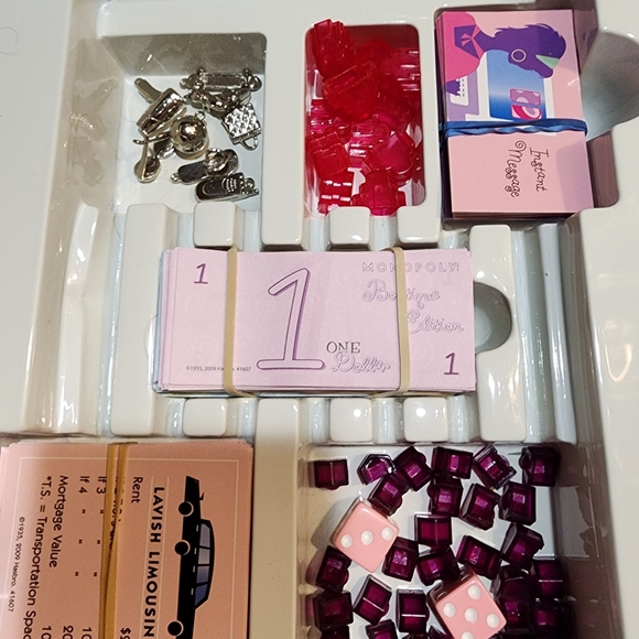 Monopoly Boutique Edition - Picture 6 of 16